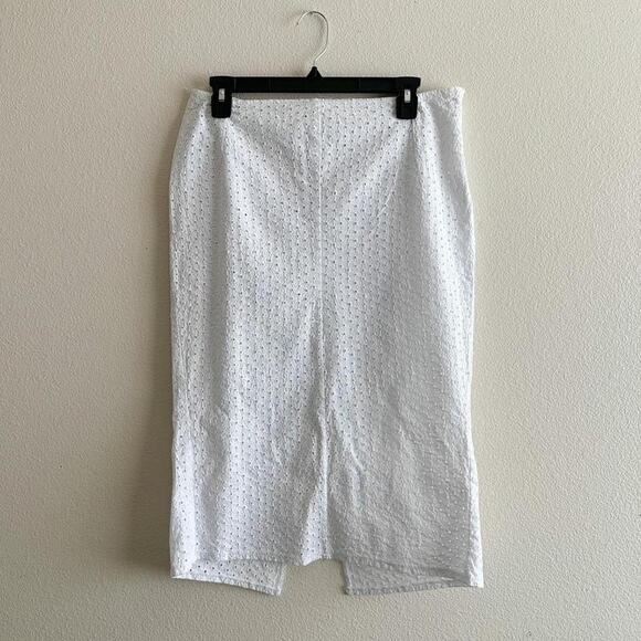 Vintage white eyelet midi skirt - Picture 2 of 4